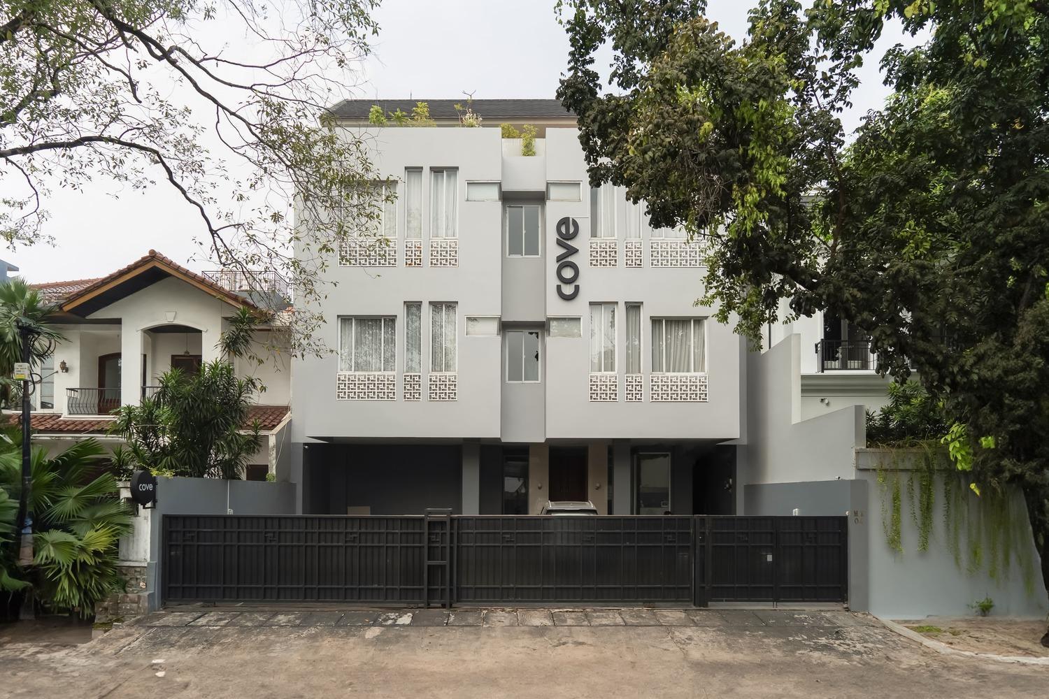 Cove Mk House Senopati Hotel Джакарта Екстериор снимка